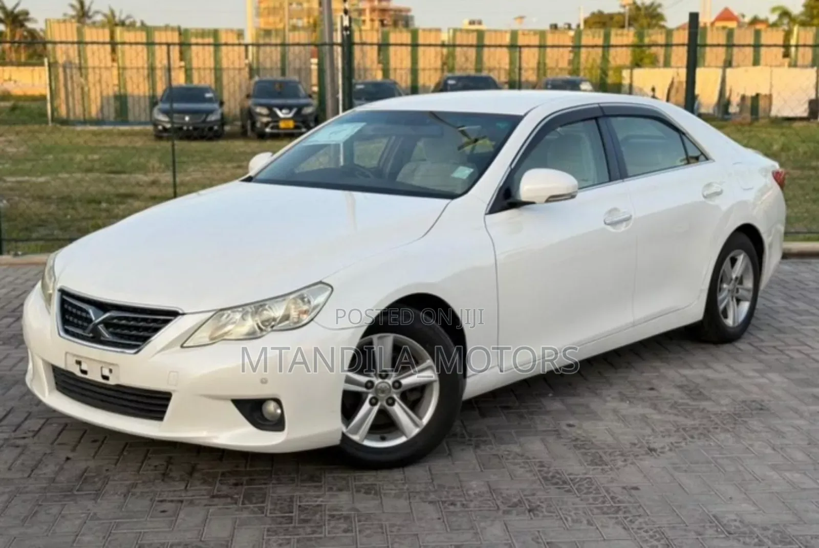 Toyota Mark X 2.5 AWD 2011 White