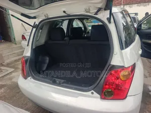 Toyota IST 2004 White