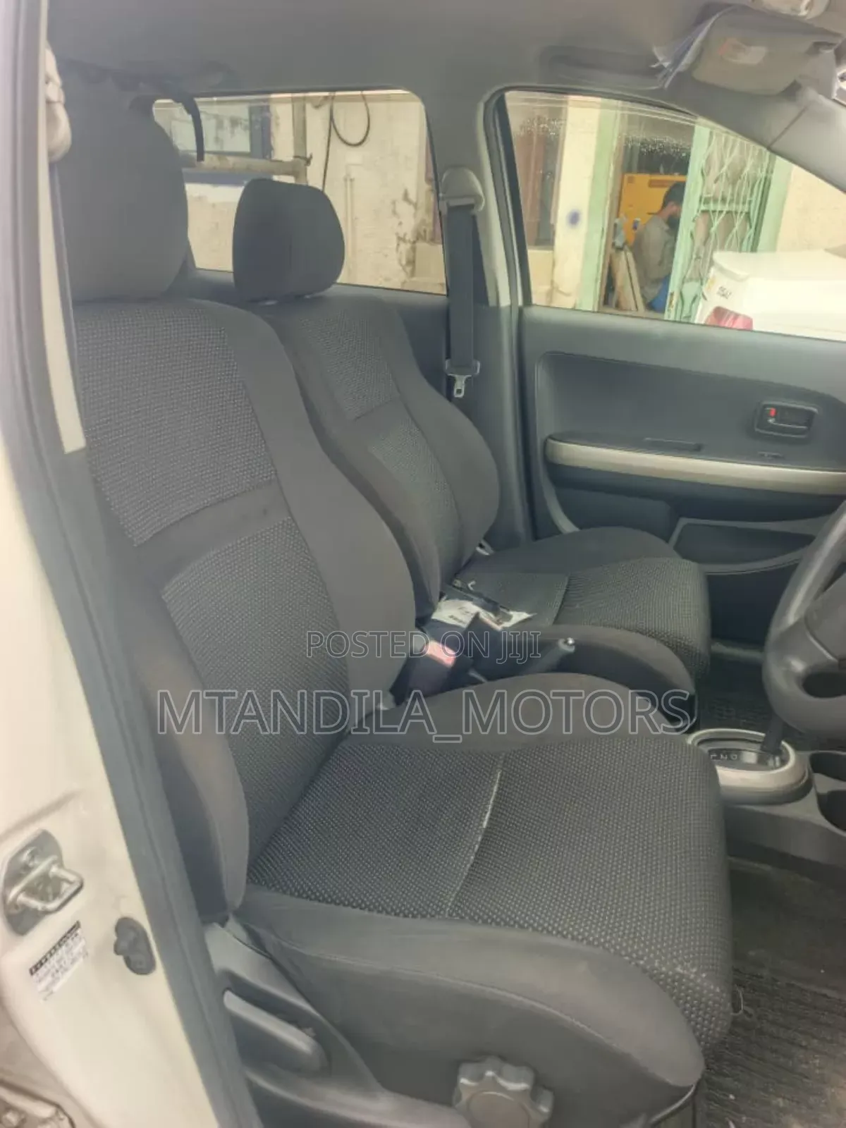 Toyota IST 2004 White