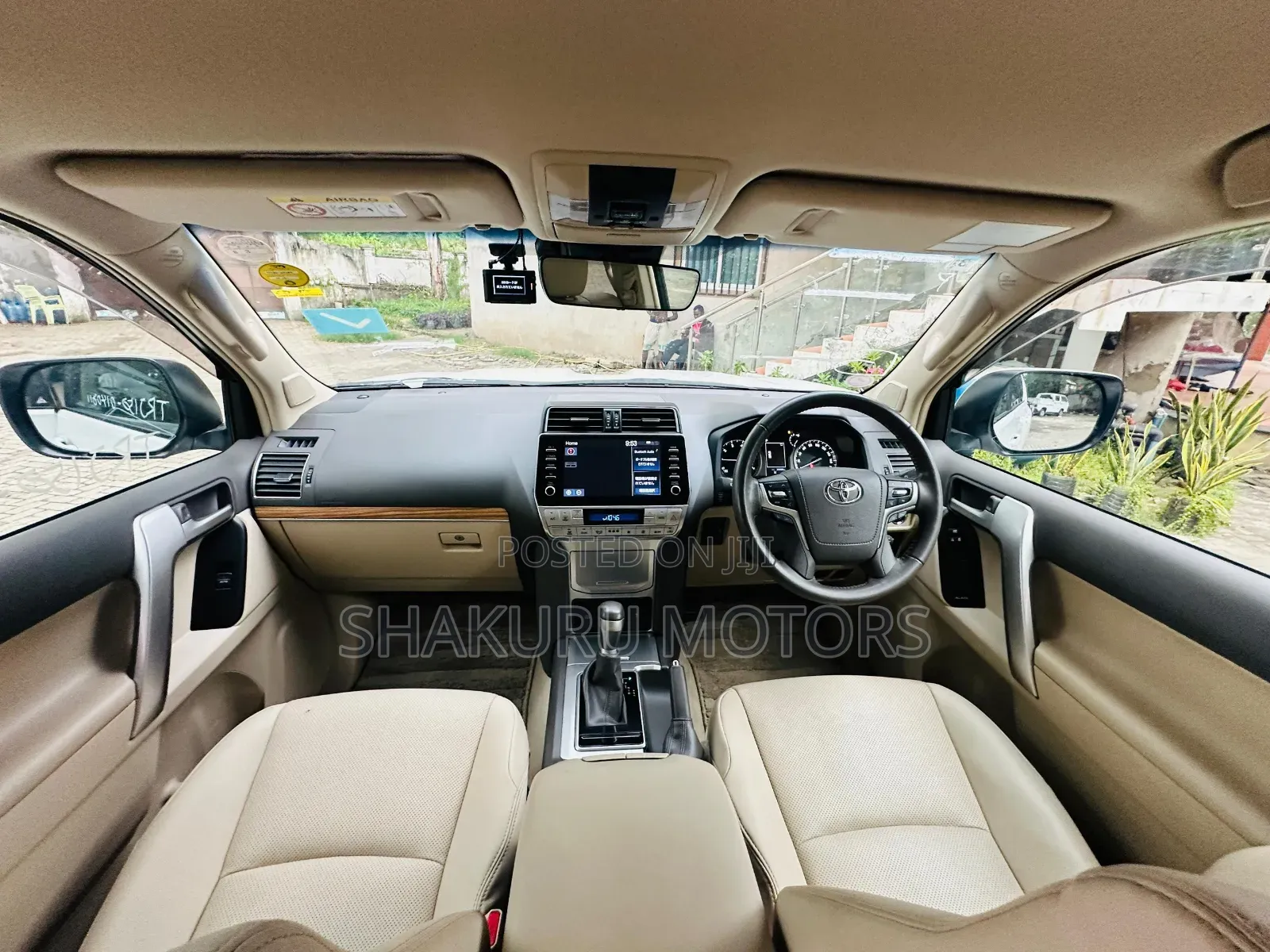 Toyota Land Cruiser Prado 2022 White