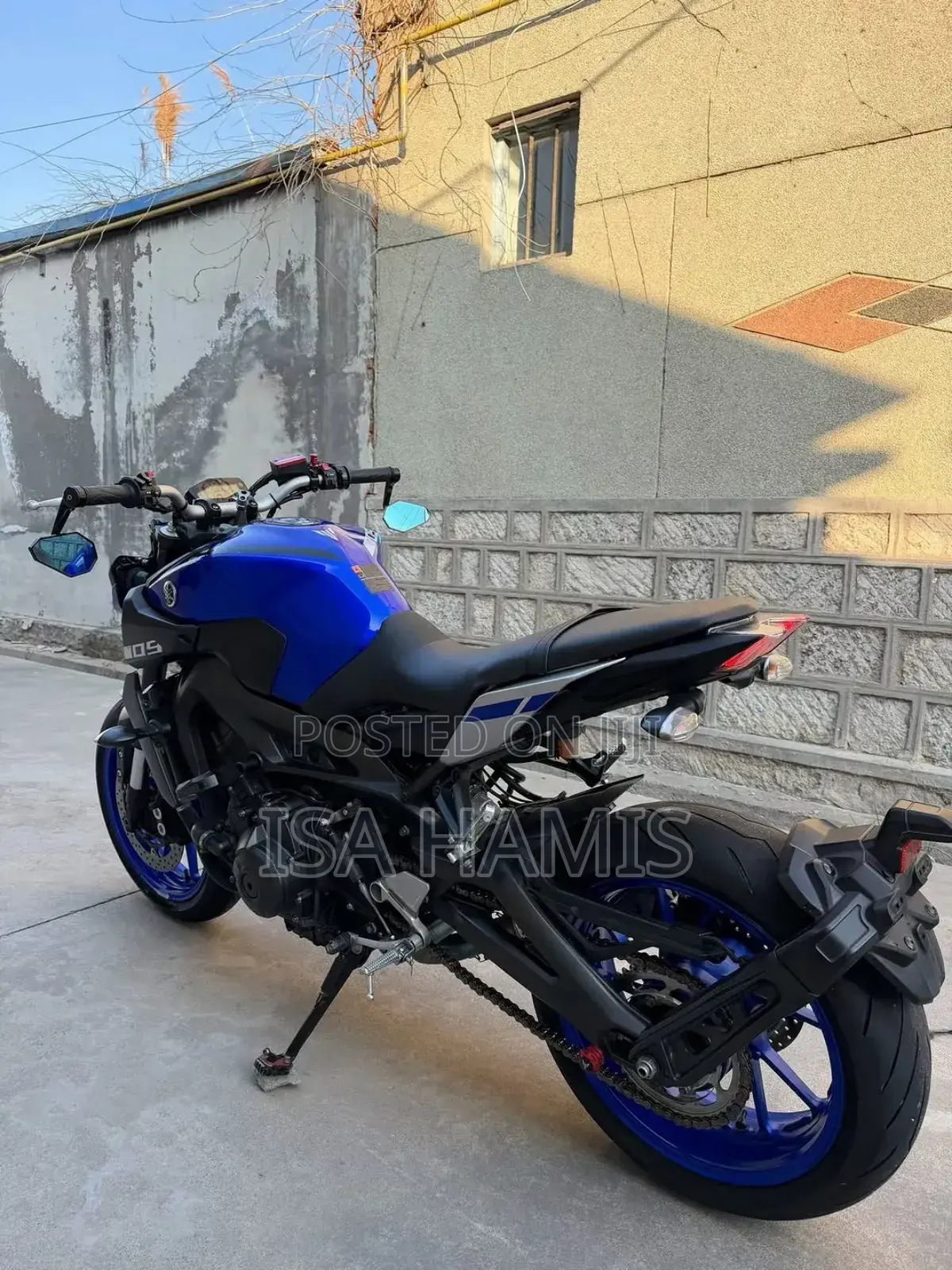 Yamaha 2021 Blue