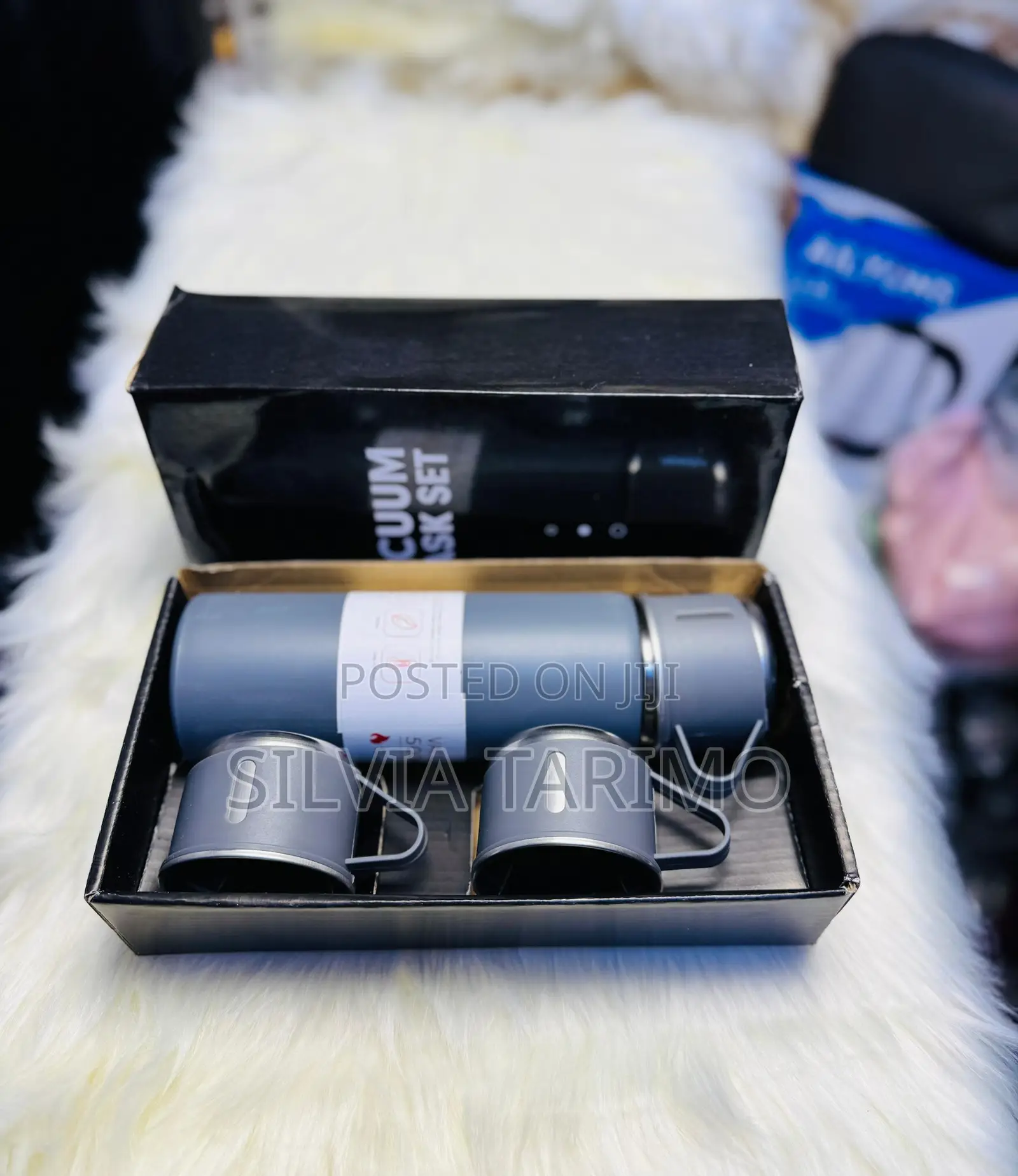 Premium Vacuum Flask Set With Cups – Portable Travel Thermos