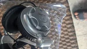 Hpx2000 Behringer Headphone