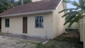 5bdrm House in House, Mikocheni for rent