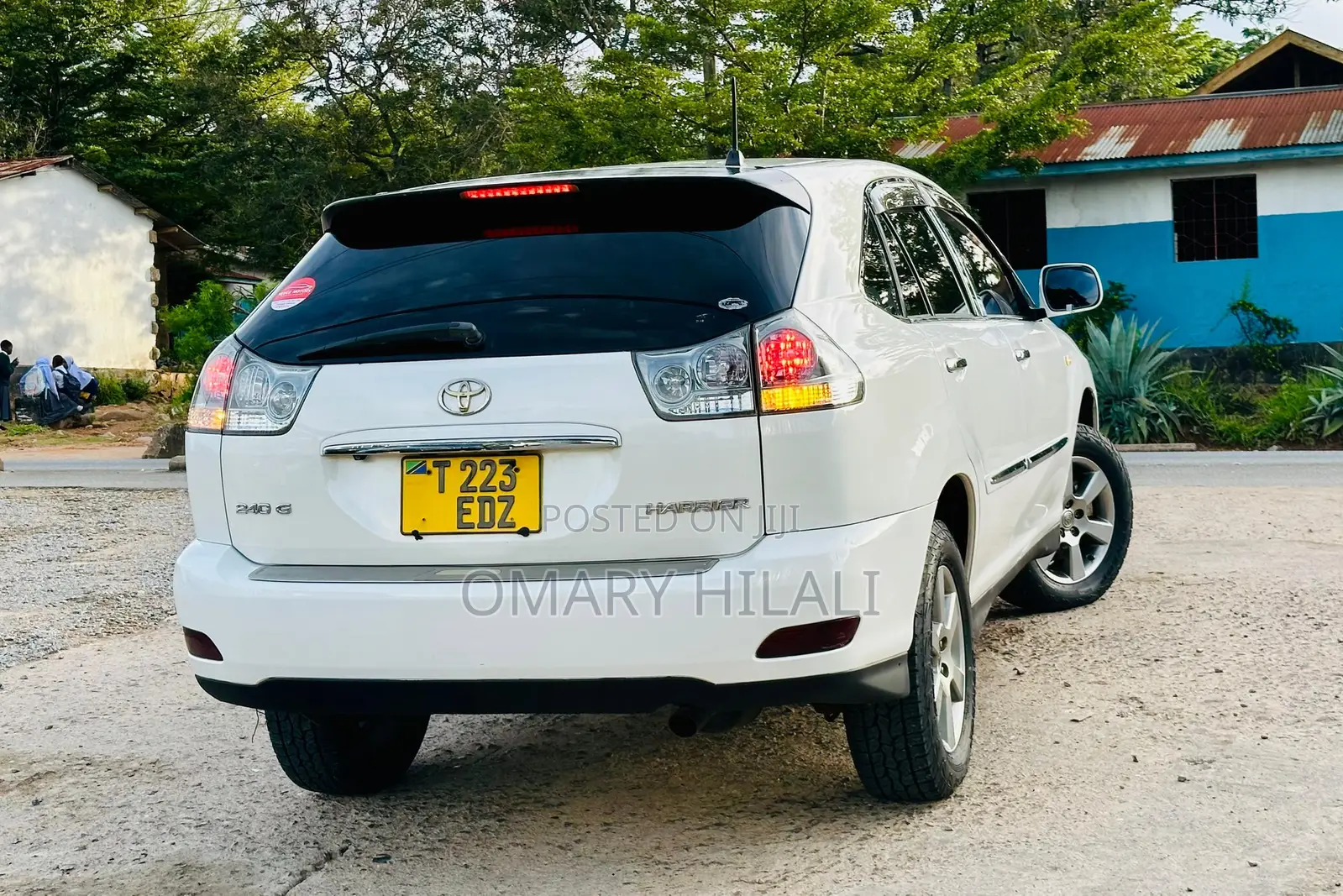 Toyota Harrier 2004 White