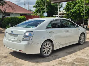 Toyota Sai 2.4 Hybrid FWD 2012 White
