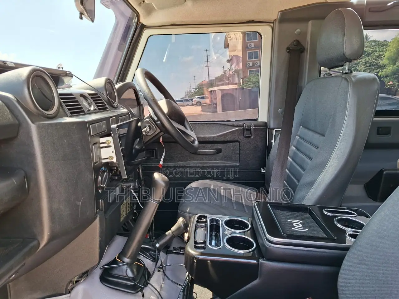 Land Rover Defender 2015 White