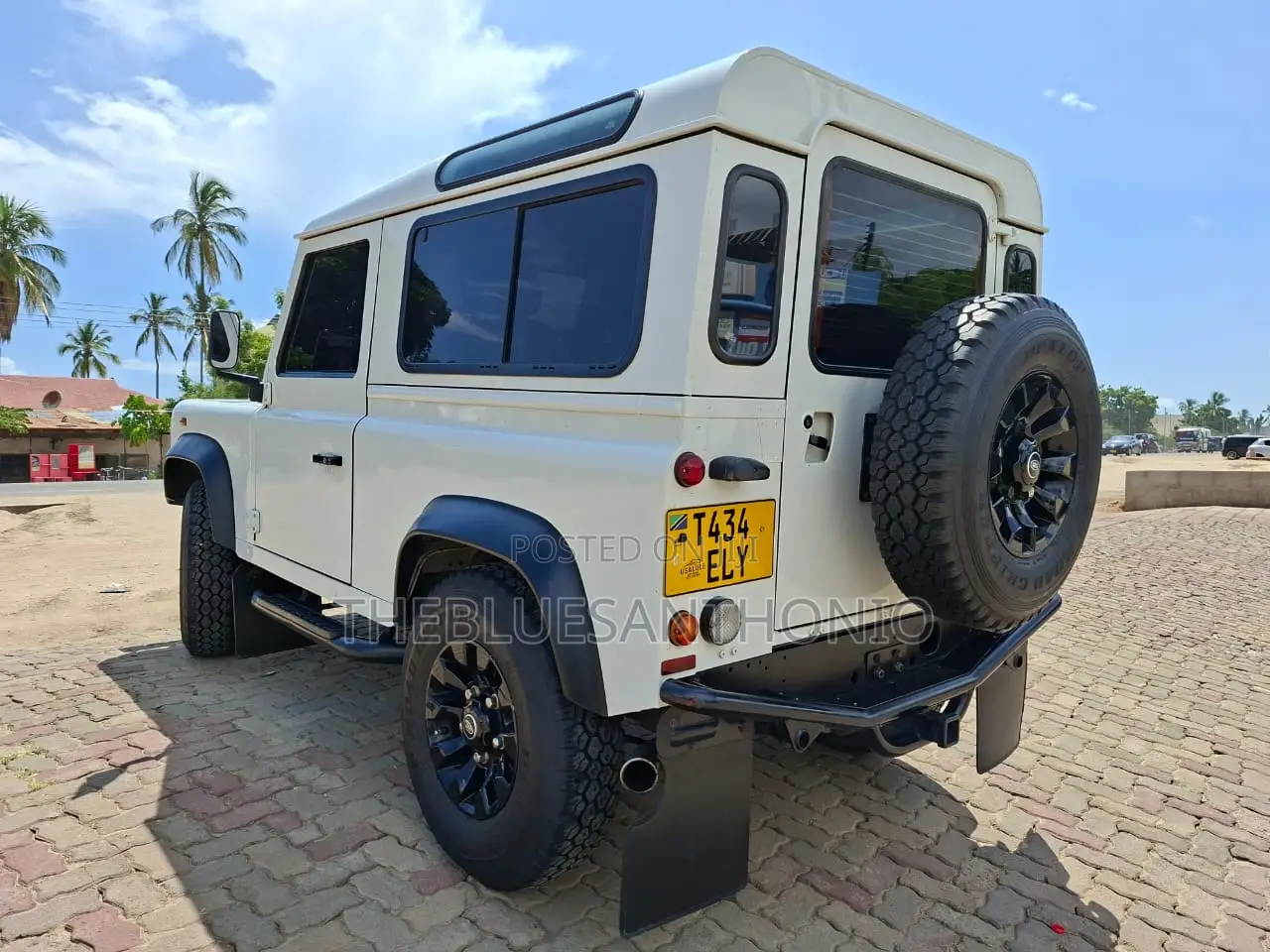Land Rover Defender 2015 White