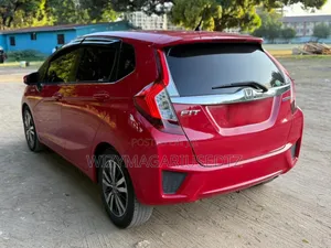 Honda Fit 2015 Red
