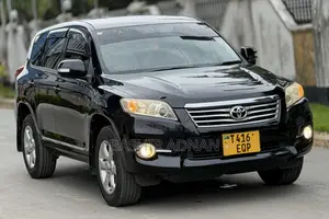 Toyota Vanguard 2010 Black