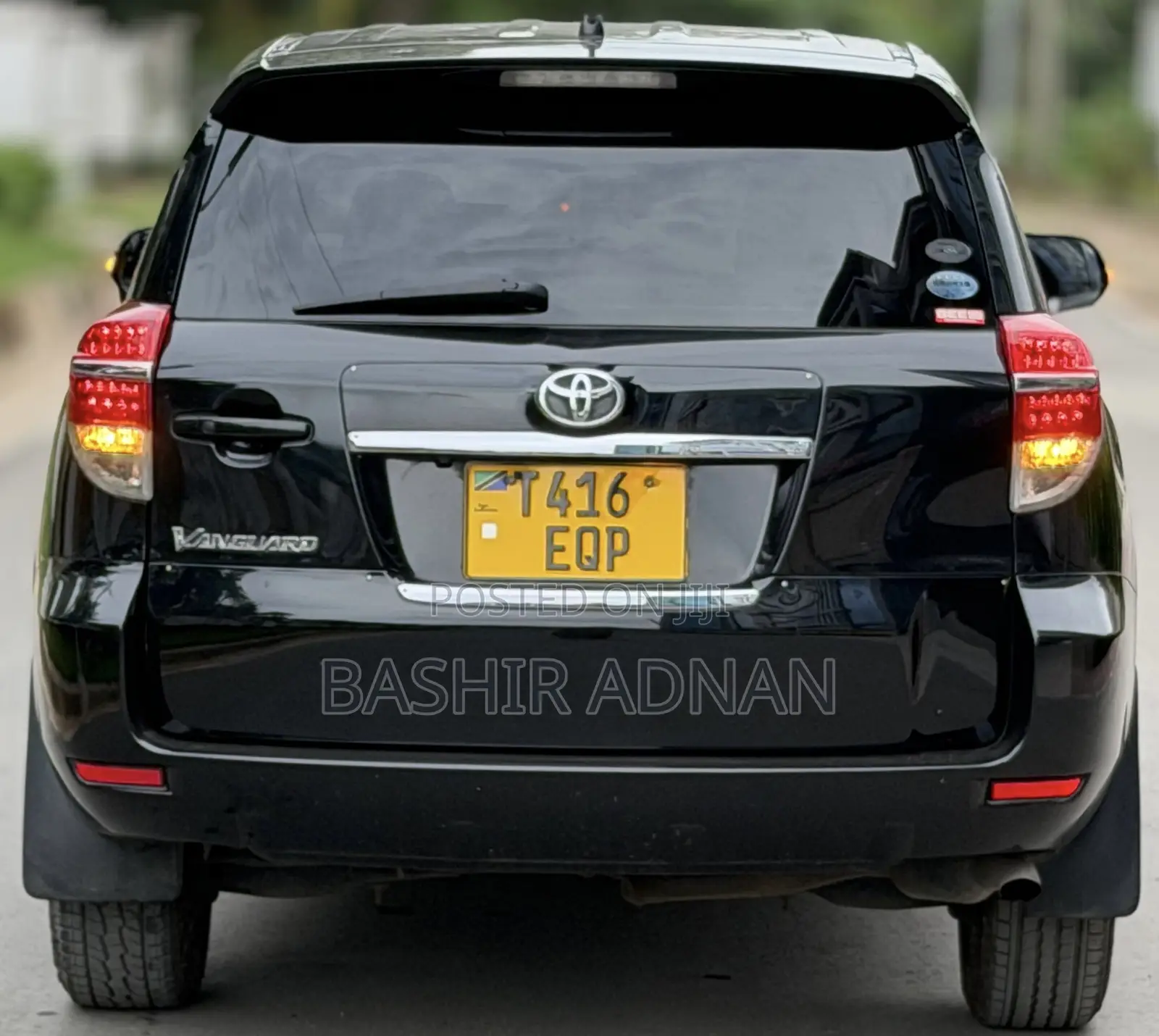 Toyota Vanguard 2010 Black