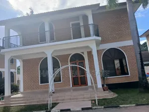 4bdrm Villa in Mikocheni for rent