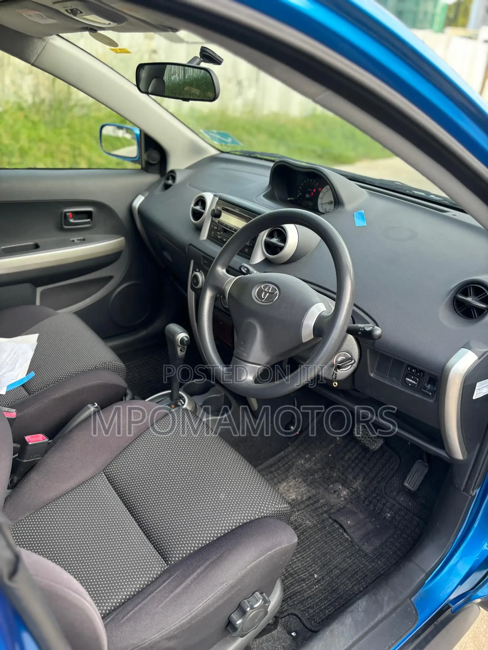 Toyota IST 2003 Blue