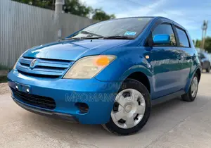 Toyota IST 2003 Blue