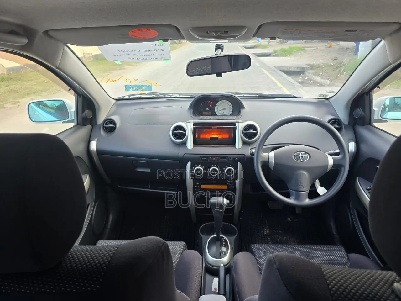 Toyota IST 2004 White