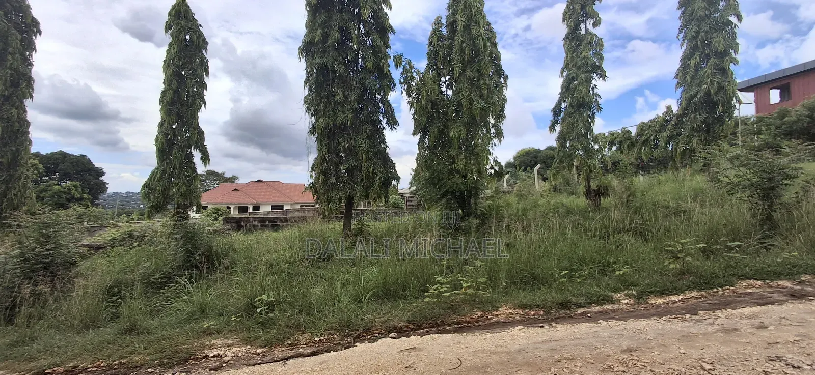 Kiwanja Kinauzwa Bunju