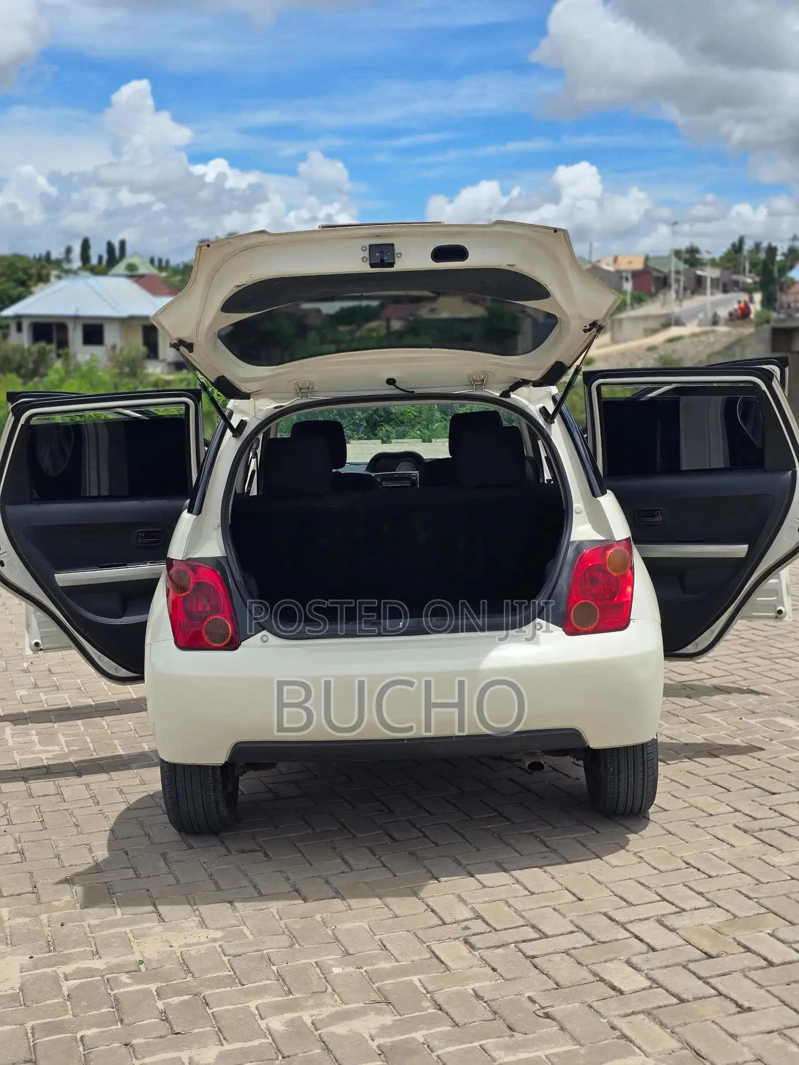 Toyota IST 2005 White
