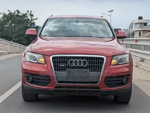 Audi Q5 2.0 TDi Quattro 2009 Maroon