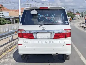 Toyota Alphard 2005 White