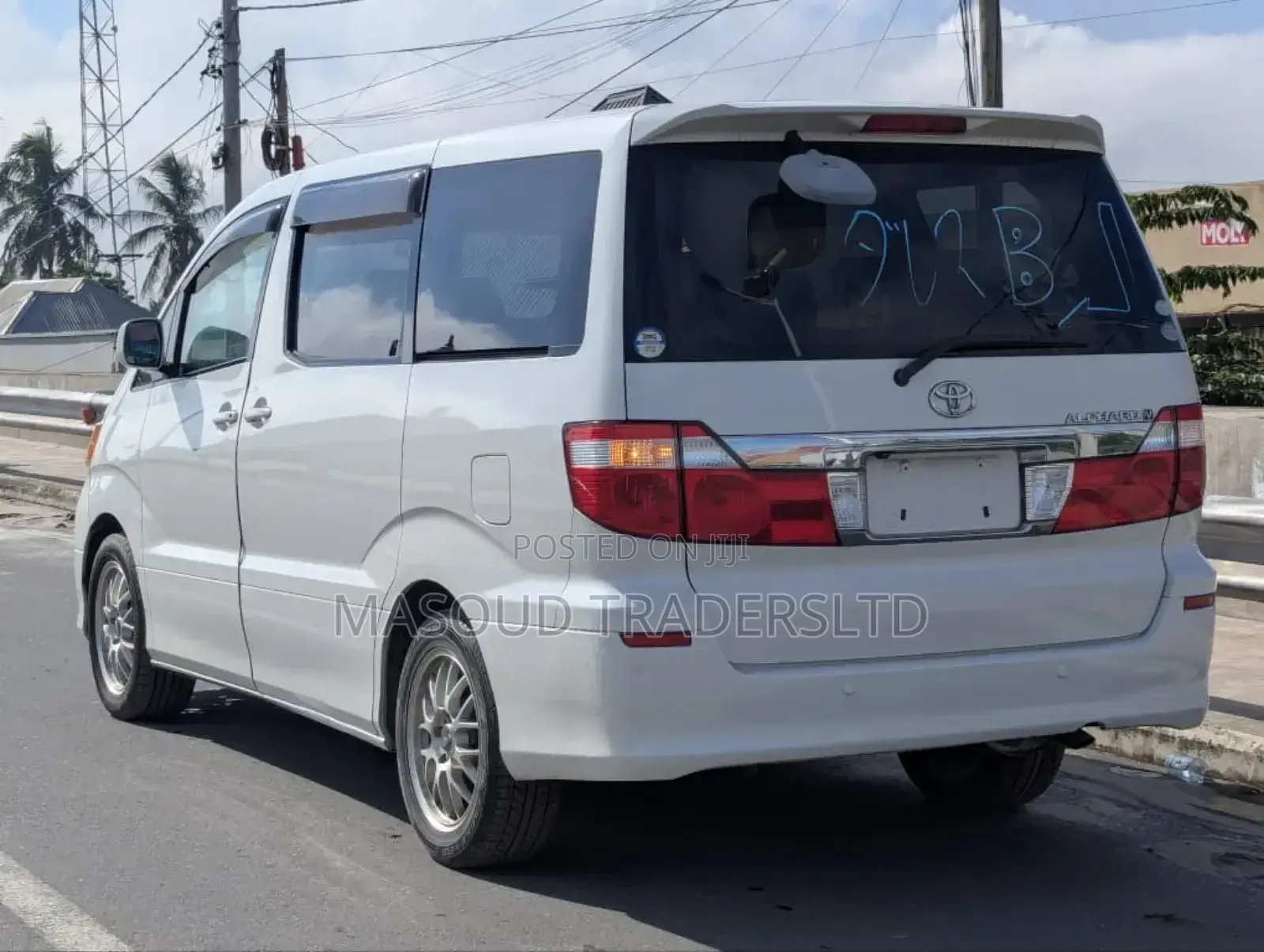 Toyota Alphard 2005 White