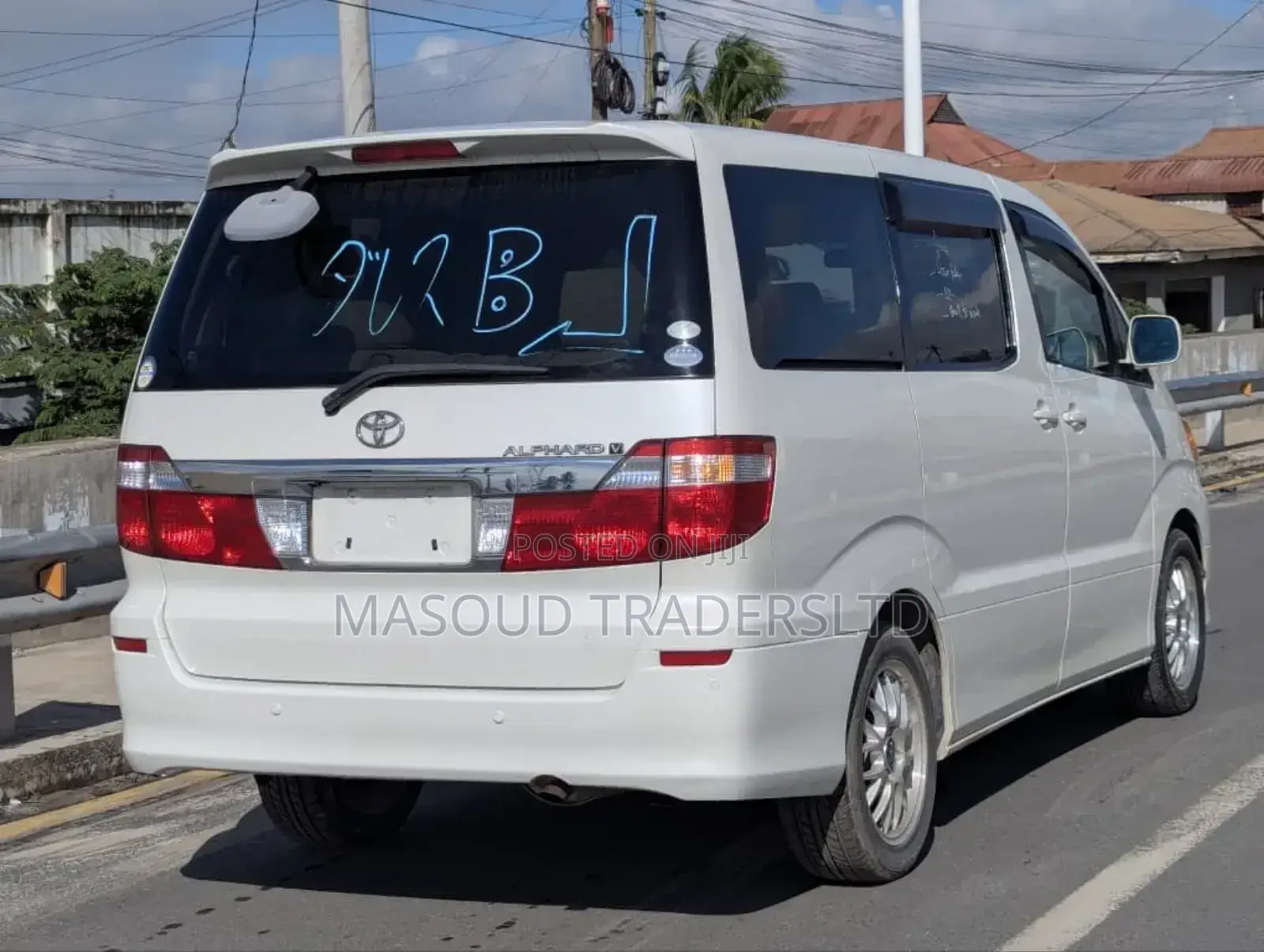 Toyota Alphard 2005 White