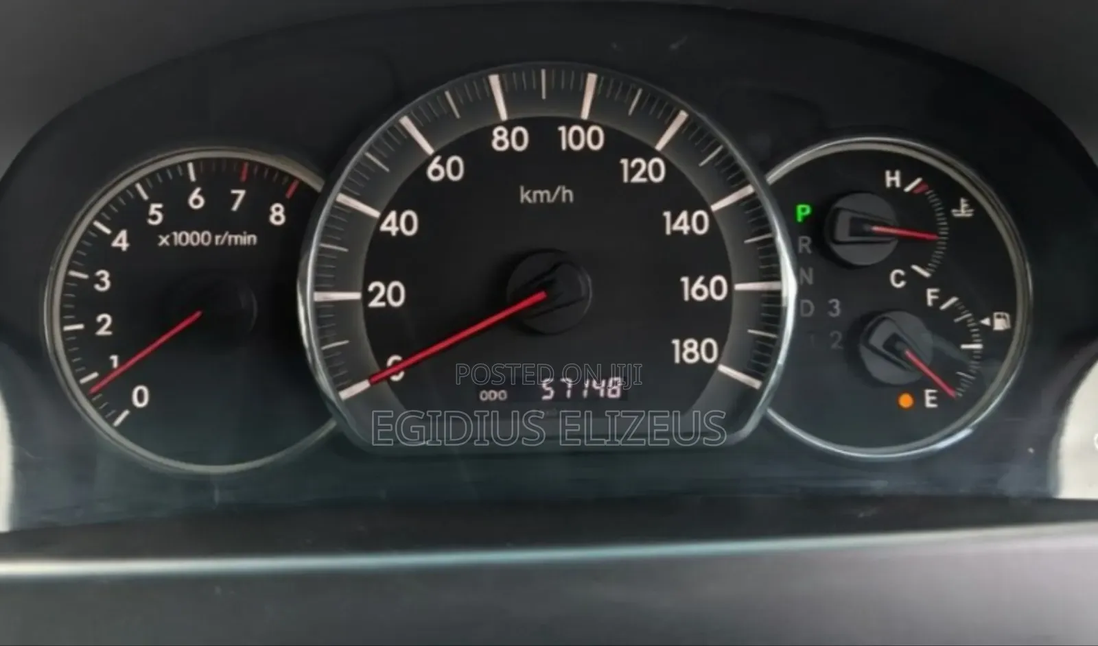 Toyota Alphard 2005 Gold