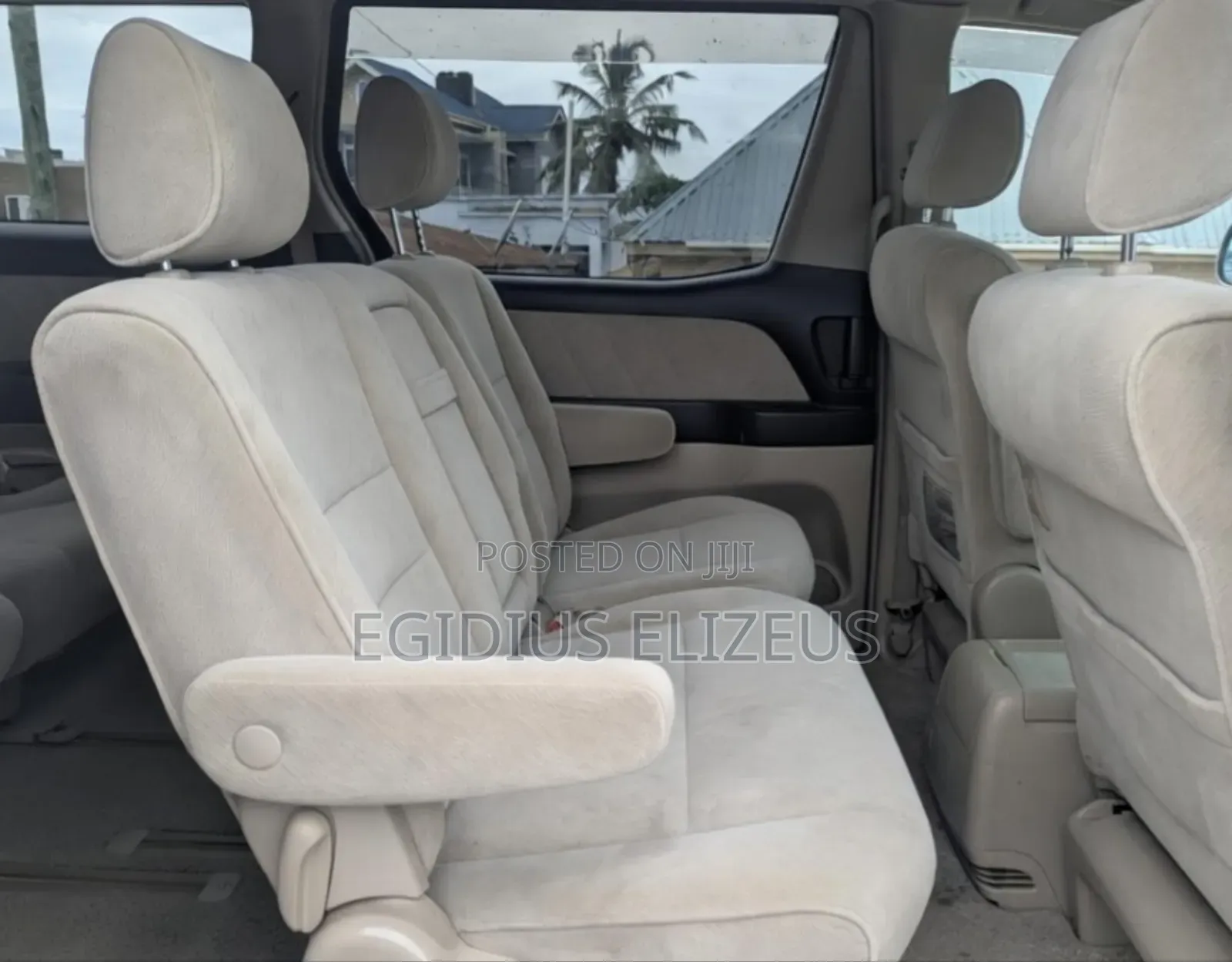 Toyota Alphard 2005 Gold