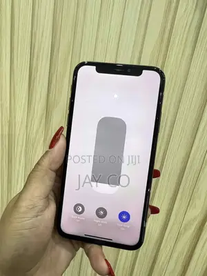 Apple iPhone XS 64 GB White