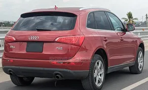 Audi Q5 2009 Red