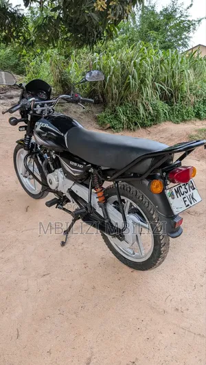 Bajaj Boxer 125 2025 Black