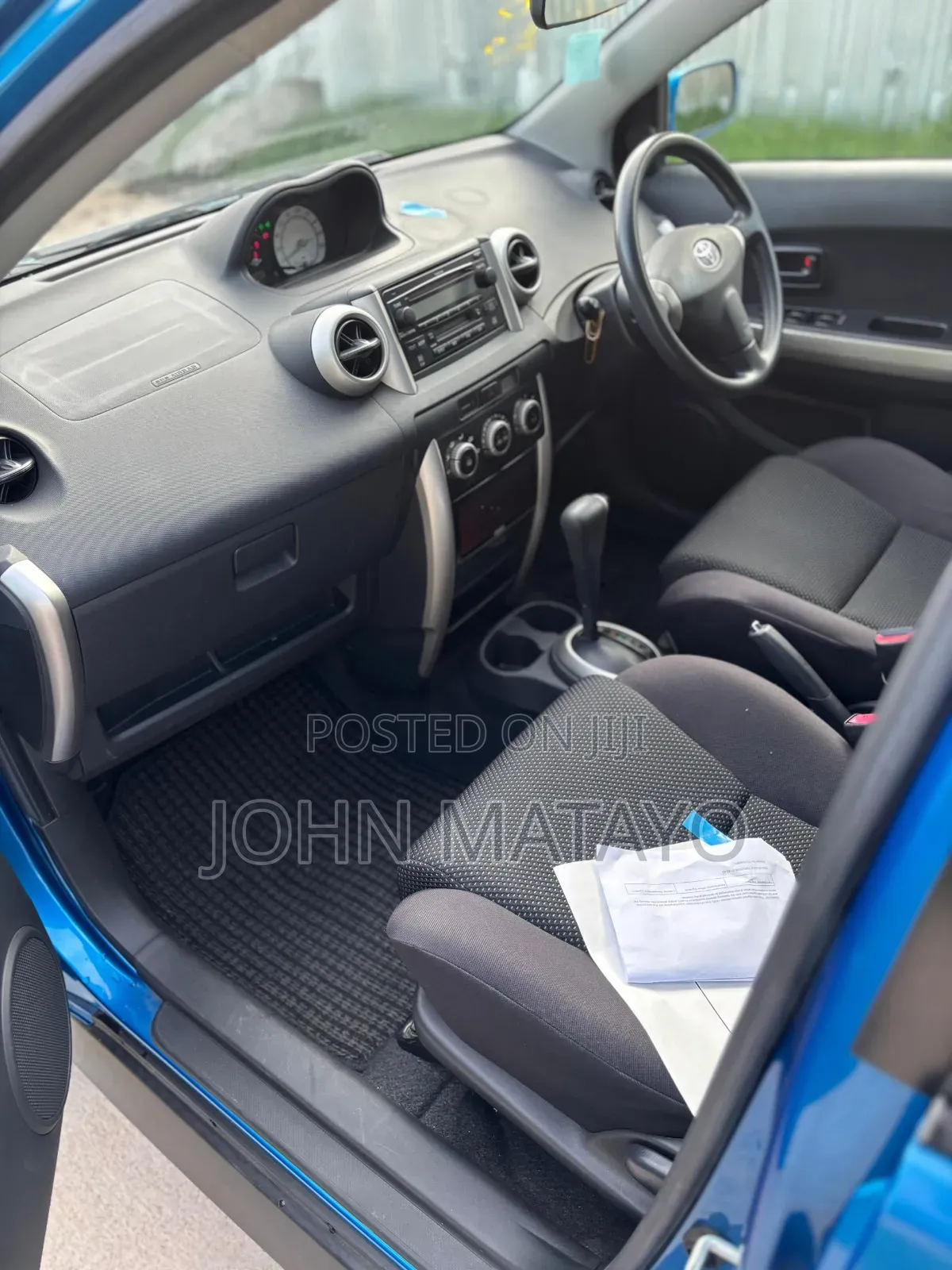 Toyota IST 2002 Blue