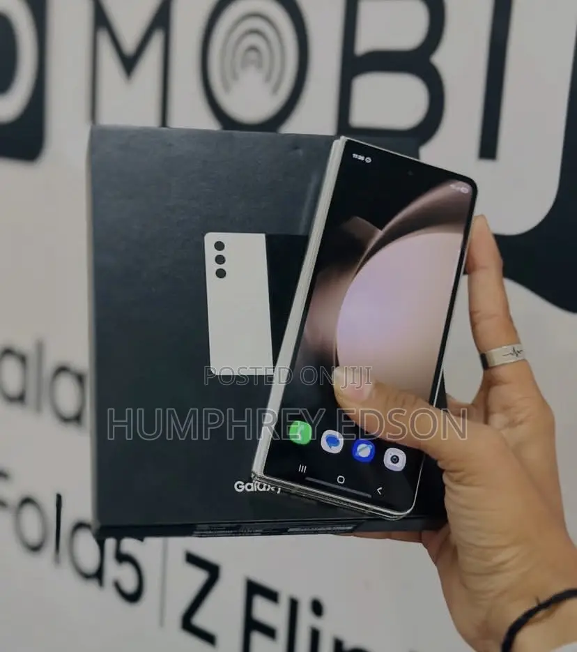 New Samsung Galaxy Z Fold 5 256 GB White