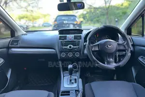 Subaru Impreza 2.0i Limited PZEV 4dr Hatchback AWD (2.0L 4cyl CVT) 2014