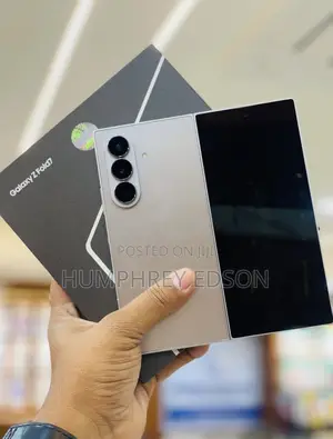 New Samsung Galaxy Z Fold7 256 GB Silver