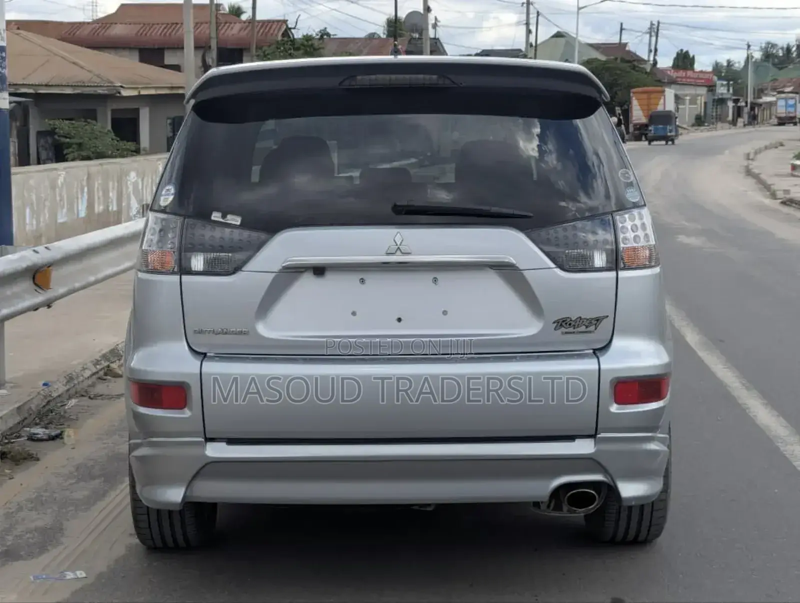 Mitsubishi Outlander Sport ES 2011 Silver