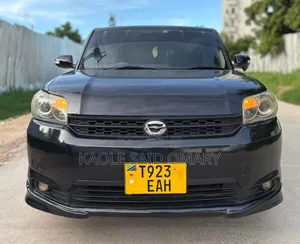 Toyota Corolla Rumion Hatchback 1.5 FWD 2010 Black
