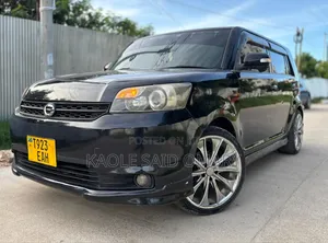 Toyota Corolla Rumion Hatchback 1.5 FWD 2010 Black