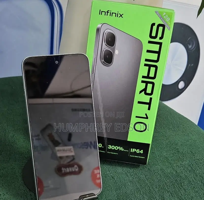 New Infinix Smart 10 64 GB White