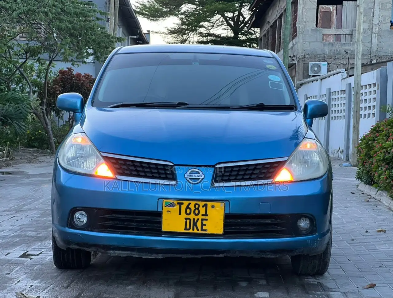 Nissan Tiida 2005 Blue