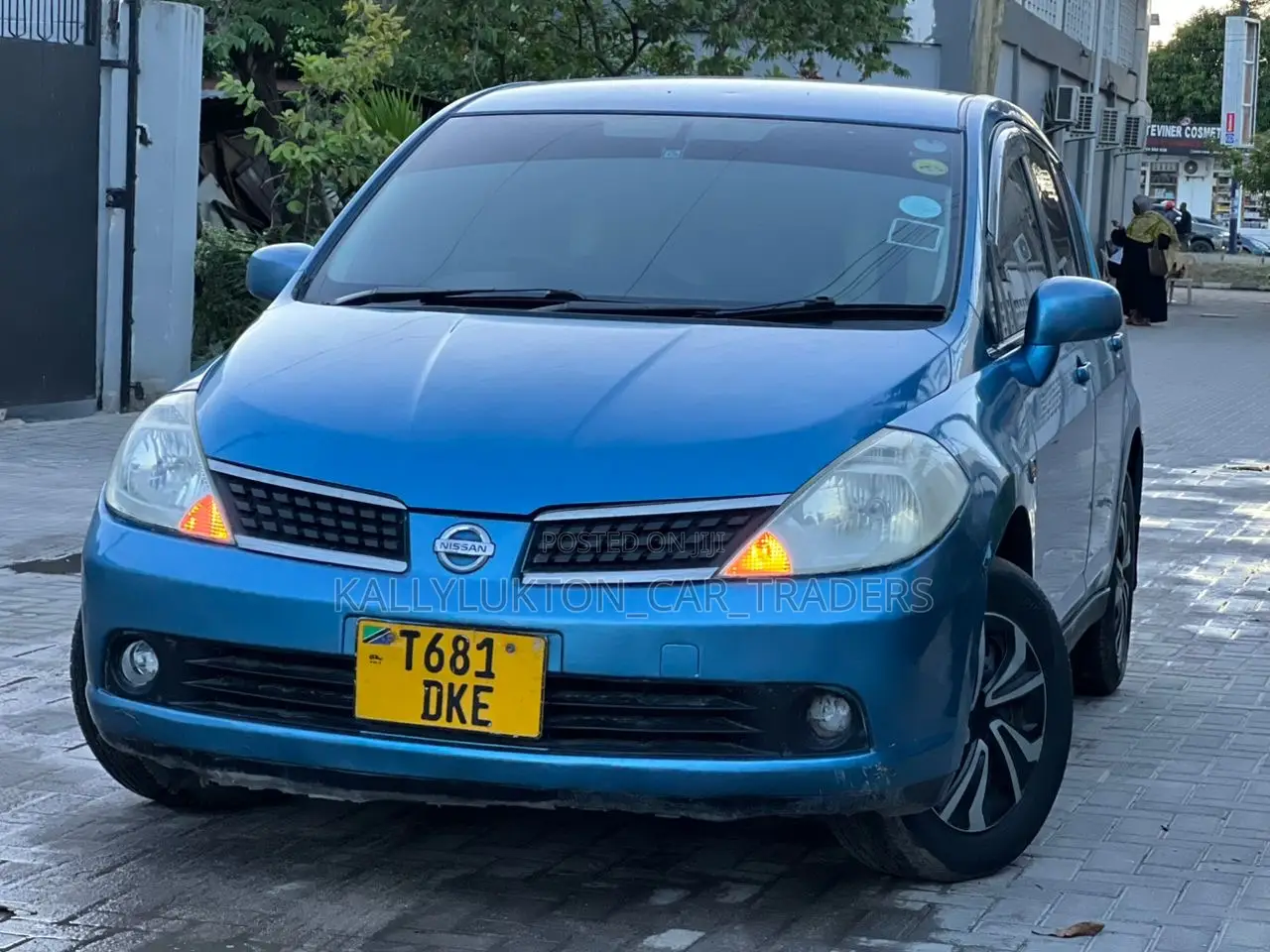 Nissan Tiida 2005 Blue