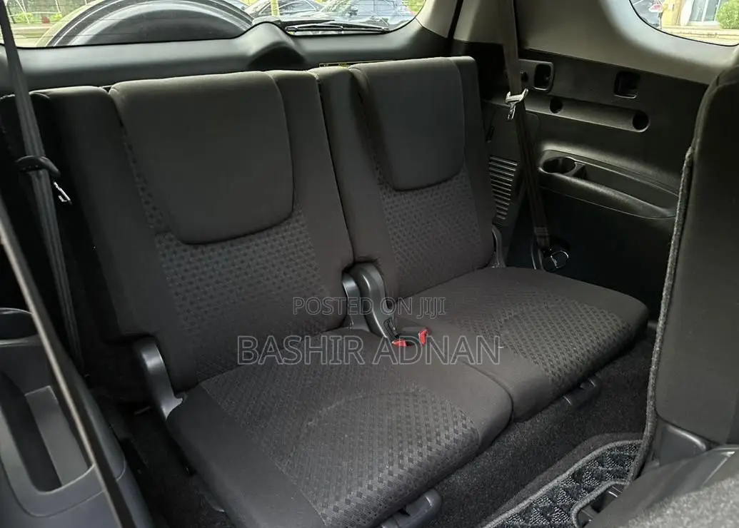 Toyota Vanguard 2011 Black