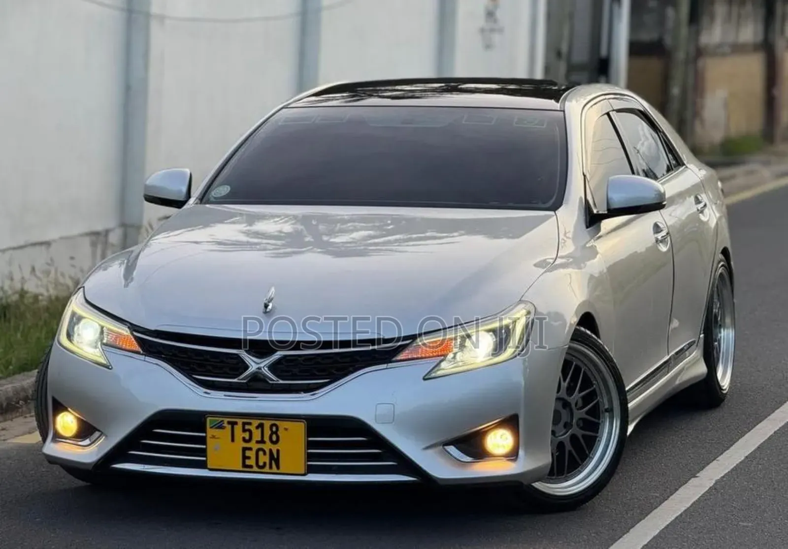 Toyota Mark X 2011 Gray