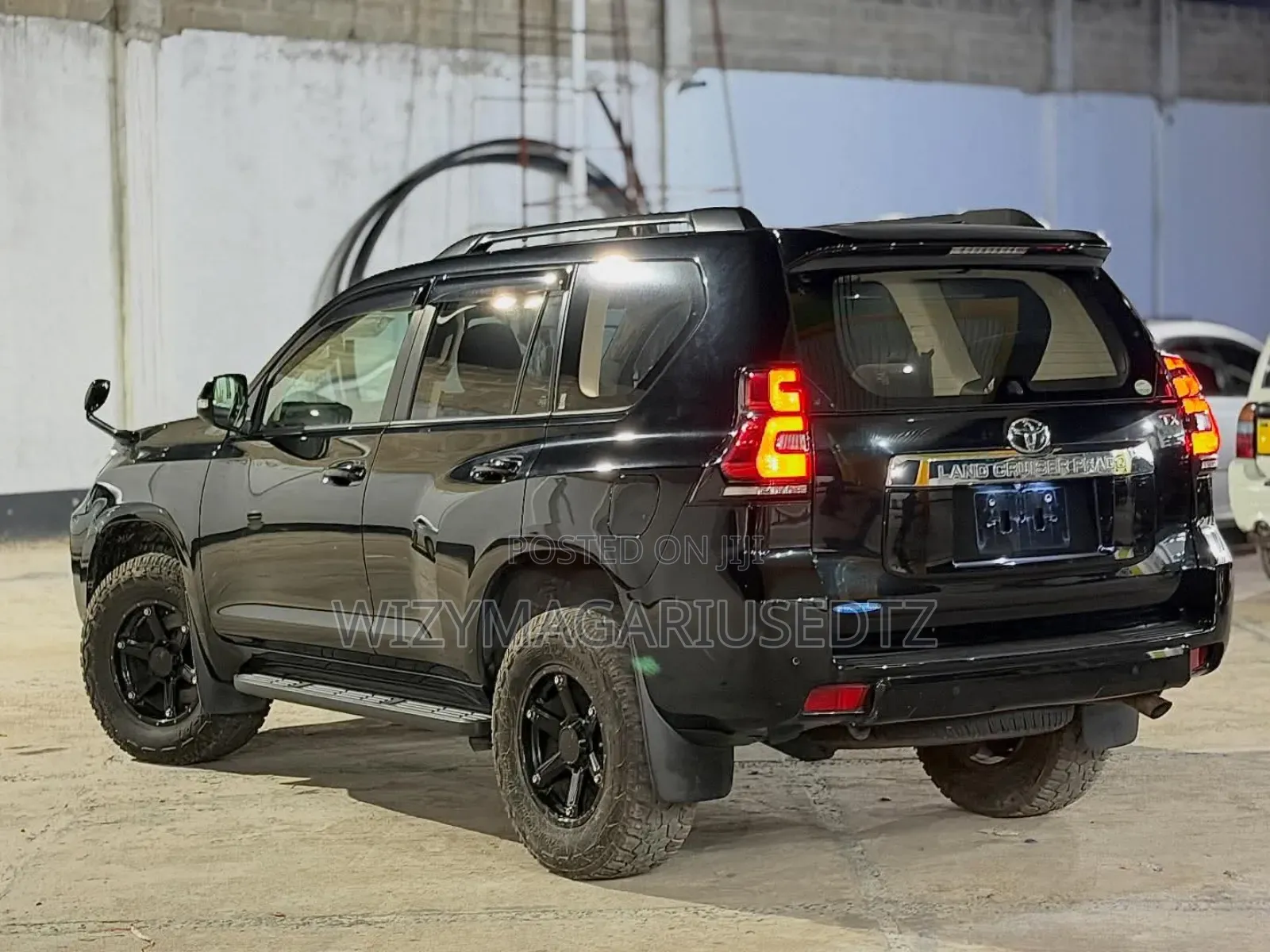 Toyota Land Cruiser Prado 2.8 2020 Black