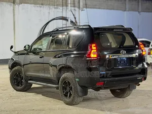 Toyota Land Cruiser Prado 2.8 2020 Black