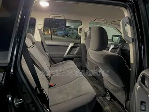 Toyota Land Cruiser Prado 2.8 2020 Black