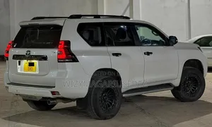Toyota Land Cruiser Prado 2020 White
