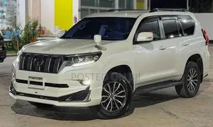Toyota Land Cruiser 2019 White
