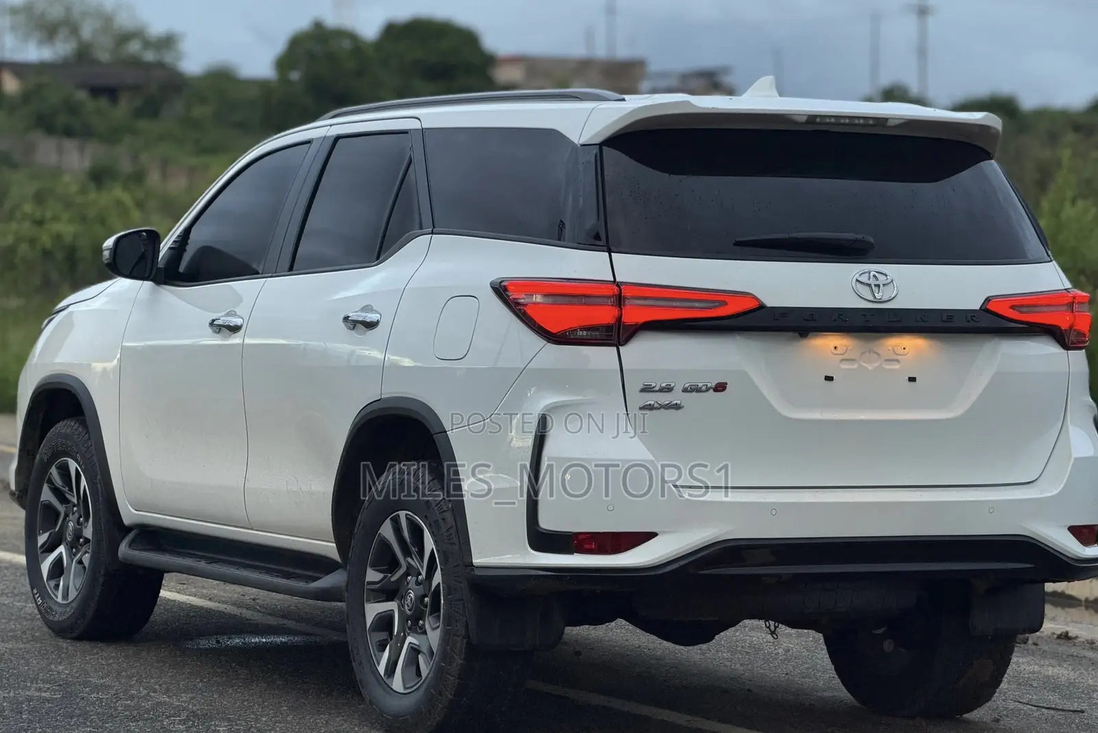 Toyota Fortuner 2025 White