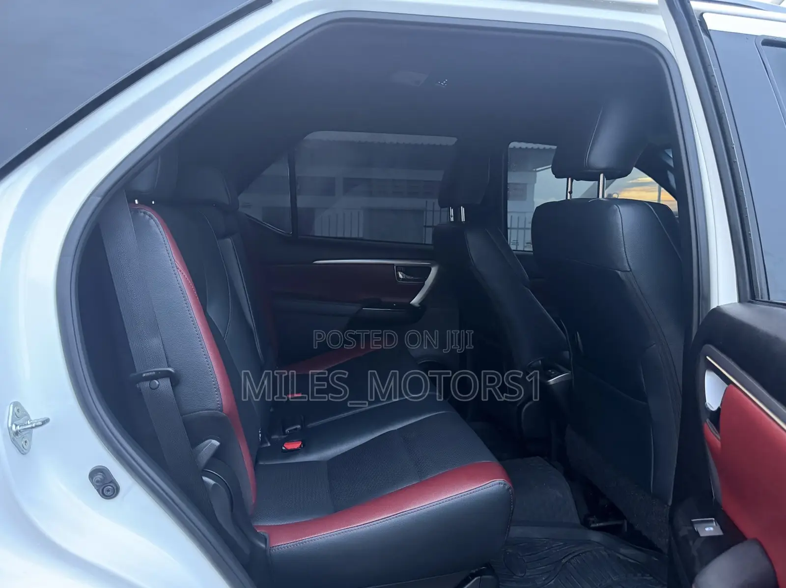 Toyota Fortuner 2025 White