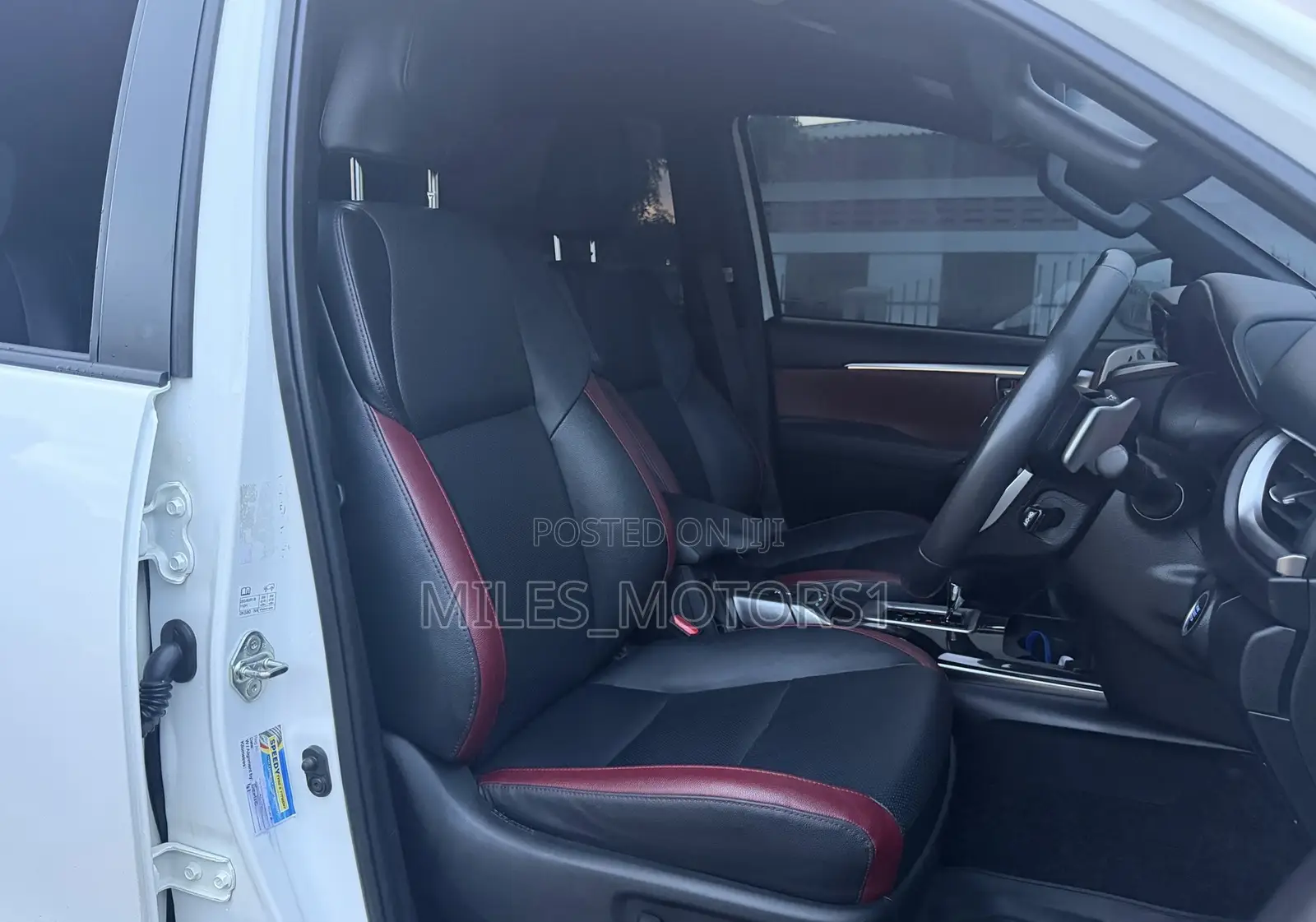 Toyota Fortuner 2025 White